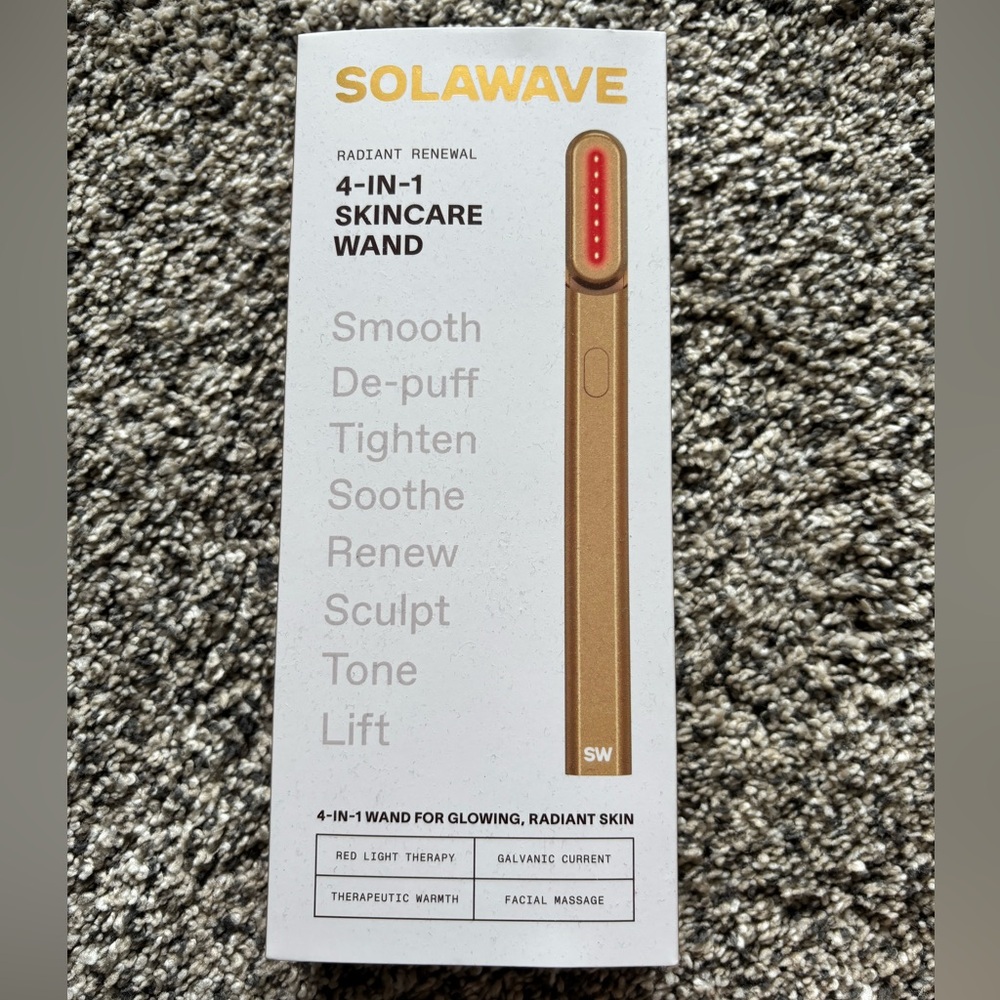 Solawave 4-in-1 Skincare Wand Gold
